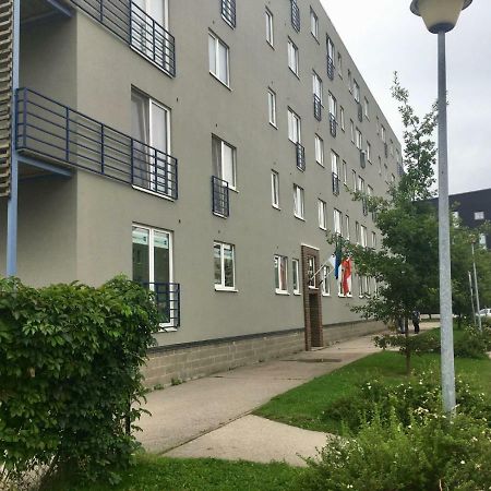 Apartment Near Centre Tartu Exterior foto